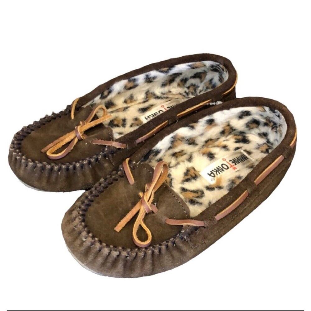 Minnetonka suede leather faux fur Lined‎ Moccasin slippers Women's Size 6